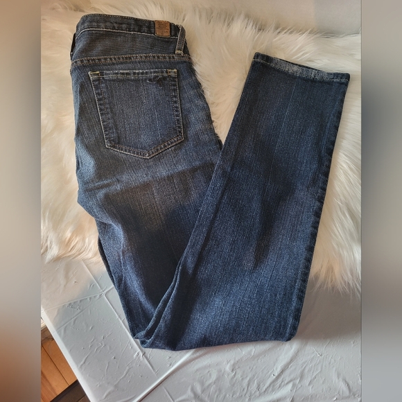 Guess Blue Straight Jeans with Classic Indigo Wash, Women Size 30x30 - Picture 1 of 6